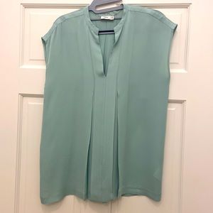 Vince silk sleeveless top, in seafoam green/blue, size XXS